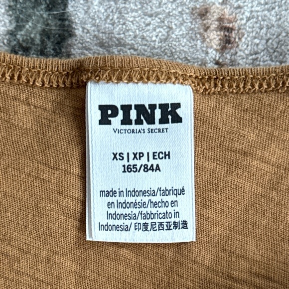 Cropped tank - Picture 2 of 2